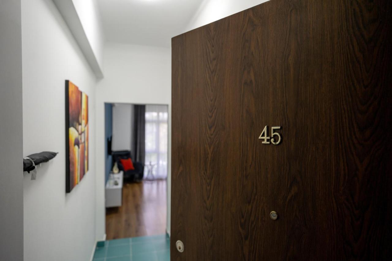 Metropole Apartments Studio City Bucharest Exterior photo